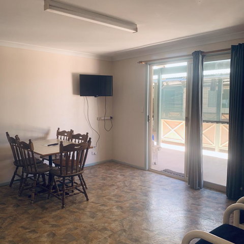 Bay Lodge - Rent Accommodation 15
