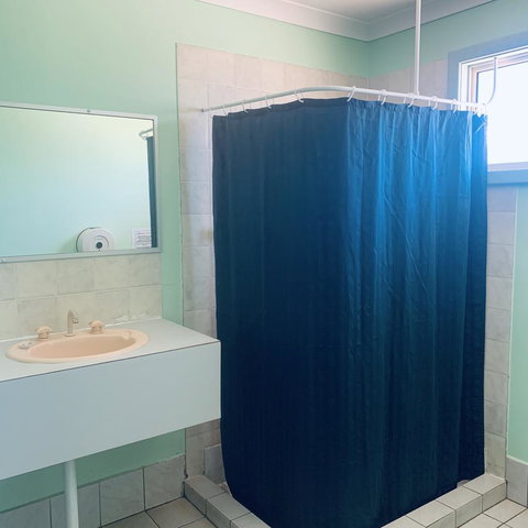Bay Lodge - Rent Accommodation 17