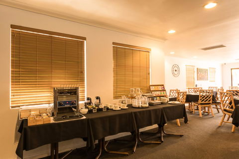 Sanno Marracoonda Perth Airport Hotel - Rent Accommodation 9