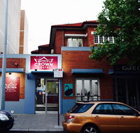 The Emperors Crown Hostel - Rent Accommodation