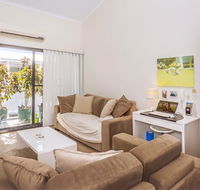 Home Apartment - Perth City Centre - Free WiFi - Rent Accommodation