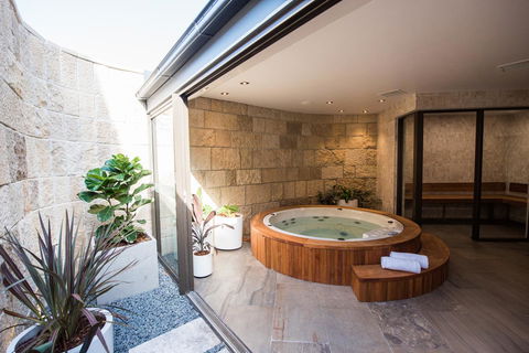 Anchorage Port Stephens - Rent Accommodation 13