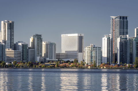 Pan Pacific Perth - Rent Accommodation 0