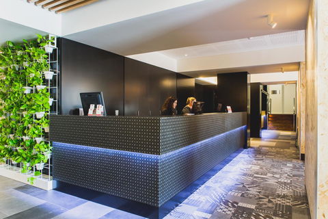 Metro Hotel Perth - Rent Accommodation 10
