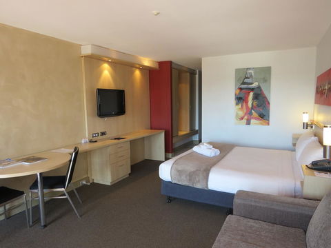 Metro Hotel Perth - Rent Accommodation 34