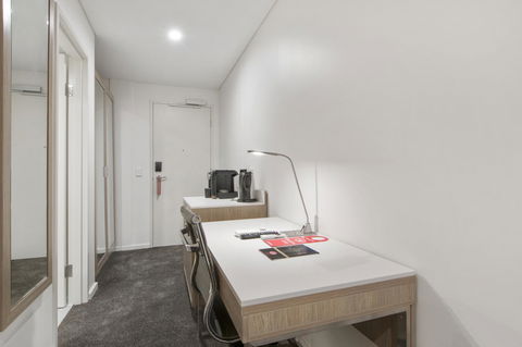 Metro Hotel Perth - Rent Accommodation 29