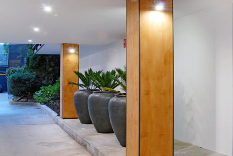 Hotel Nelson - Rent Accommodation 24