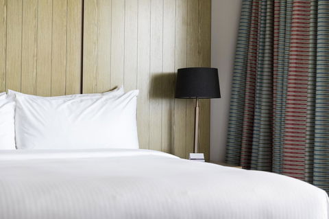 Hyatt Regency Sydney - Rent Accommodation 14
