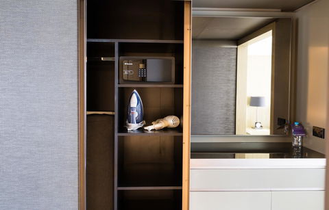 Hyatt Regency Sydney - Rent Accommodation 8