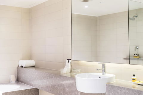 Hyatt Regency Sydney - Rent Accommodation 3