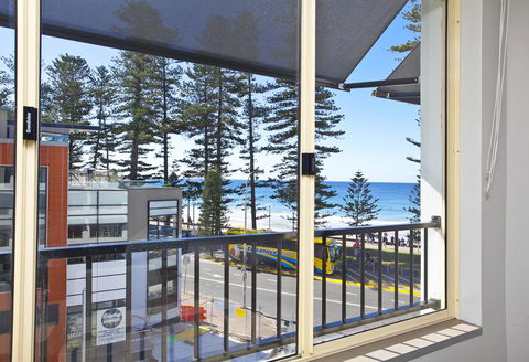 Manly Paradise Motel & Apartments - Rent Accommodation 12
