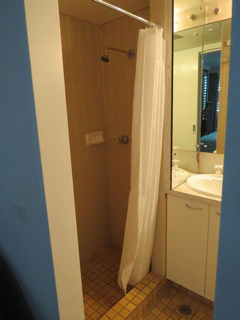 Manly Paradise Motel & Apartments - Rent Accommodation 38
