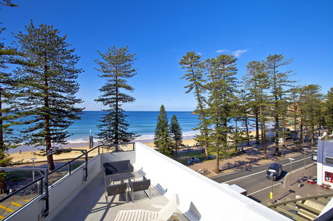 Manly Paradise Motel & Apartments - Rent Accommodation 16