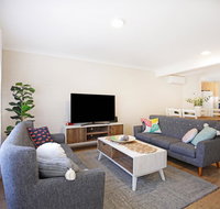 Abode  Culburra - Pet Friendly - 4 Mins to Beach - Rent Accommodation