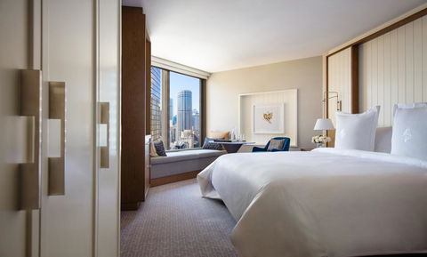 Four Seasons Hotel Sydney - Rent Accommodation 9