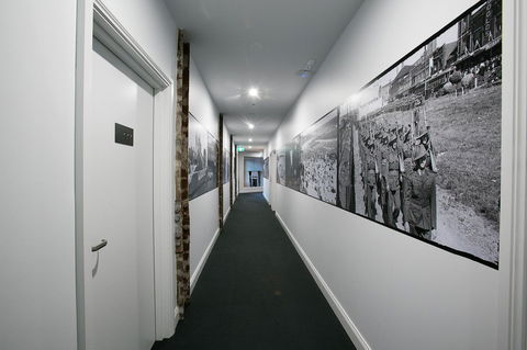 The Lucky Hotel - Rent Accommodation 32