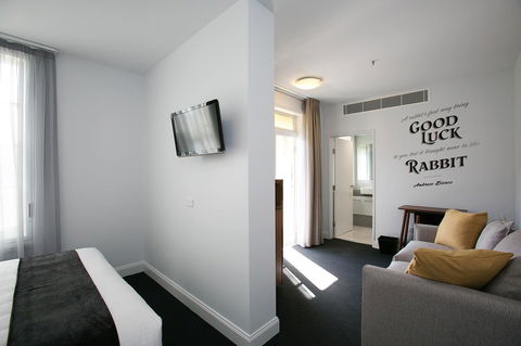 The Lucky Hotel - Rent Accommodation 29