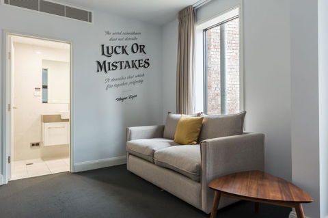 The Lucky Hotel - Rent Accommodation 23