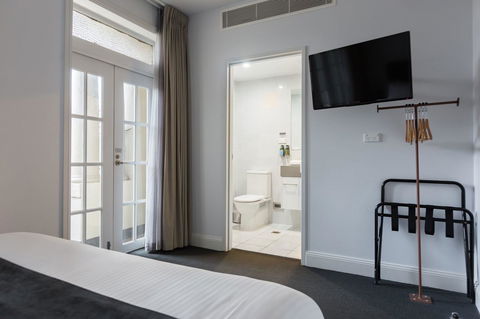 The Lucky Hotel - Rent Accommodation 26