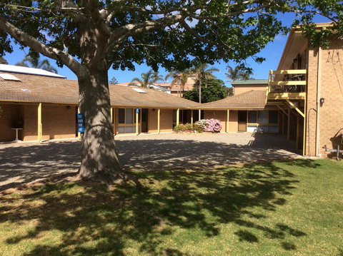 Como Lodge - Rent Accommodation 15