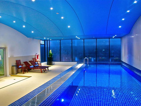 Novotel Sydney Darling Square - Rent Accommodation 9