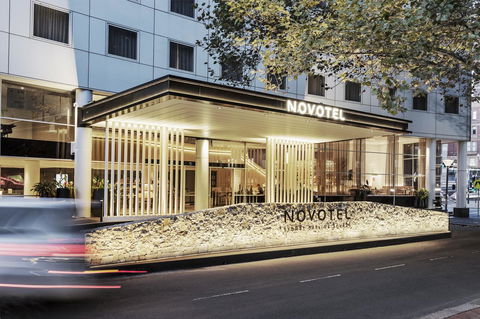 Novotel Sydney Darling Square - Rent Accommodation 0