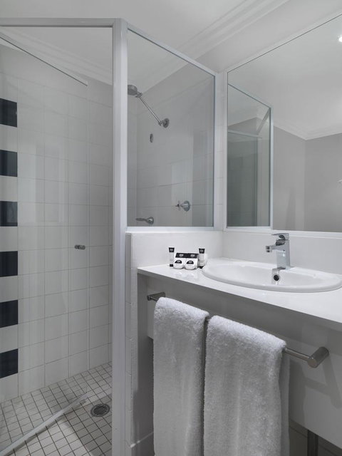 Ibis Styles Sydney Central - Rent Accommodation 8