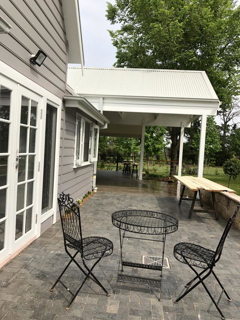 Chanticleer Gardens Barn Cottage With A Pool - Rent Accommodation 25