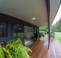 Rocketz at Berrara Beach - Rent Accommodation