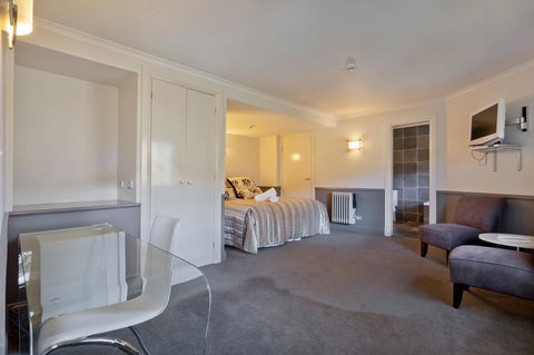 Pure Chalet Thredbo - Rent Accommodation 11