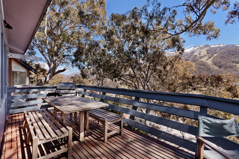 Pure Chalet Thredbo - Rent Accommodation 37