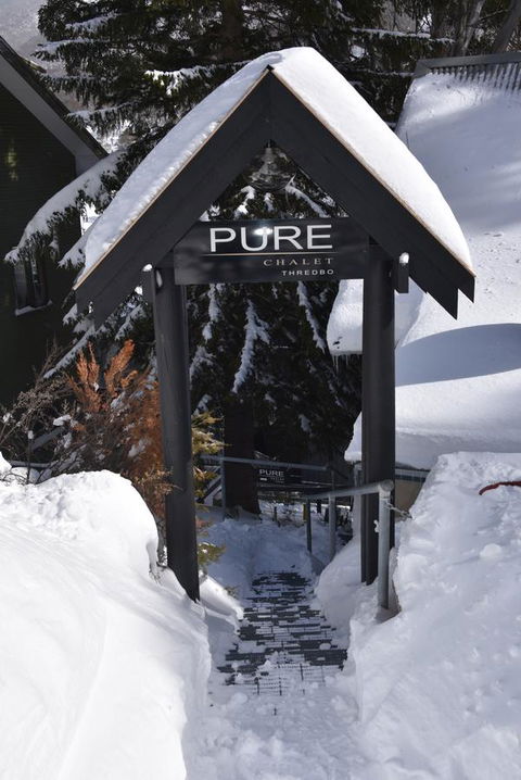 Pure Chalet Thredbo - Rent Accommodation 7