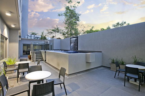 Argus Hotel Darwin - Rent Accommodation 2
