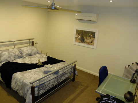 Rock Wallaby - Rent Accommodation 9