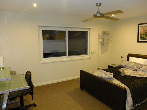 Rock Wallaby - Rent Accommodation 6