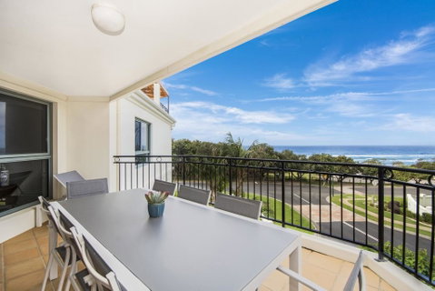 Breakers 2/12 - Rent Accommodation 0