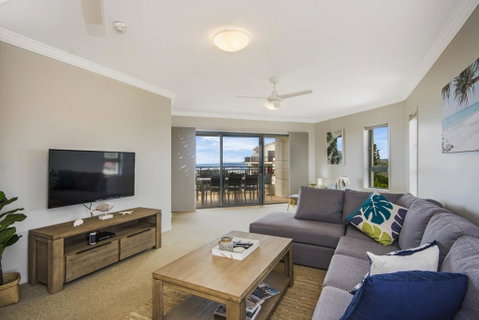 Breakers 2/12 - Rent Accommodation 3