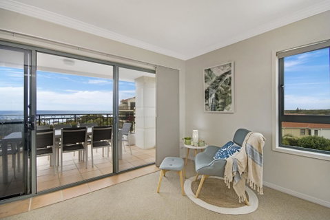 Breakers 2/12 - Rent Accommodation 2