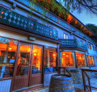 Candlelight Lodge - Rent Accommodation