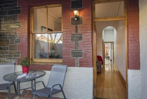 Carrington Charm - CBD - WiFi - Parking - Rent Accommodation 2