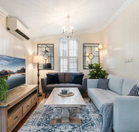 Contemporary Cottage in Perfect Lifestyle Address - Rent Accommodation