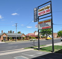 Country Lodge Motor Inn - Rent Accommodation