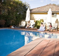 Country Plaza Motel - Rent Accommodation