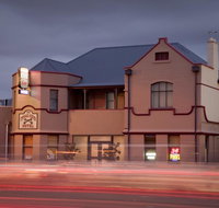 Cross Keys Hotel - Rent Accommodation
