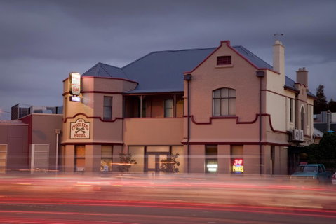 Cross Keys Hotel - Rent Accommodation 1