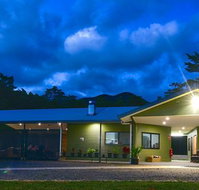 Daintree Peaks ECO Stays - Rent Accommodation
