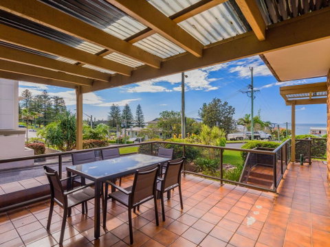 Doncaster - Yamba Main Beach And Sea Pool - Rent Accommodation 2