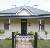 Encore's Delkeith Cottage - Rent Accommodation