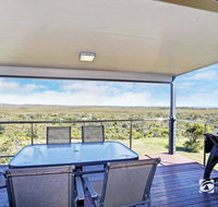 Jinalong 17 Pacific Street Family home great views. - Rent Accommodation