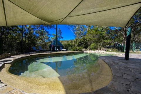 Jindalee Spa Lodge - Rent Accommodation 1
